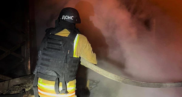 Війська РФ завдали удару дроном по багатоповерхівці в Харкові - щонайменше 6 постраждалих