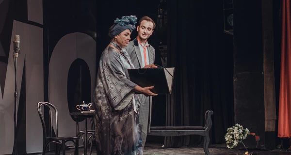 Наталя Сумська відсвяткувала 70-річчя на сцені театру Франка та отримала орден від президента