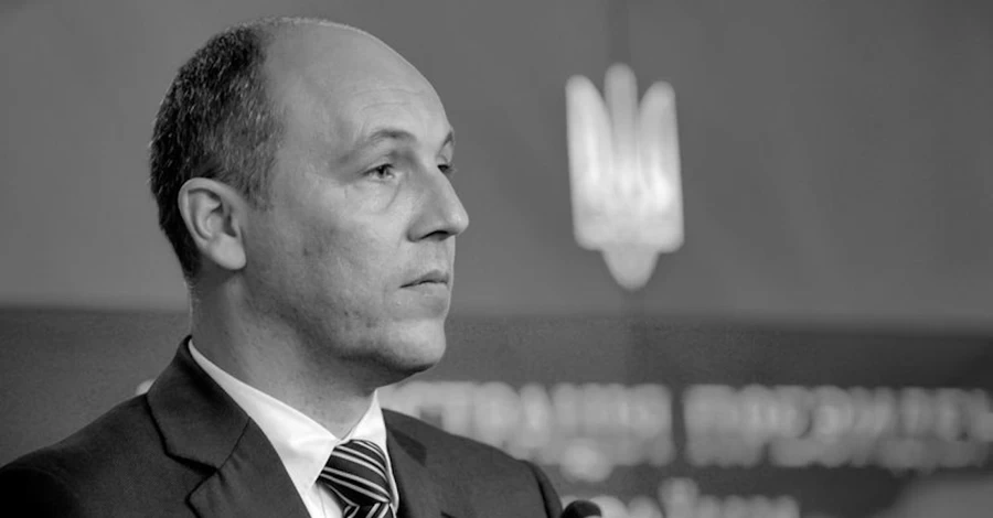 Киевсовет присвоил имя Андрея Парубия проезду возле Мариинского парка