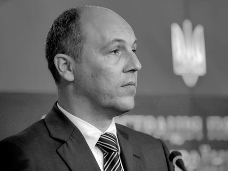 Киевсовет присвоил имя Андрея Парубия проезду возле Мариинского парка