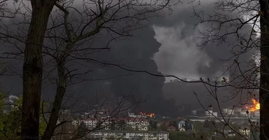 Туапсе димить і смердить: влада не оголошує НС, а люди задихаються від гару під нафтовим дощем