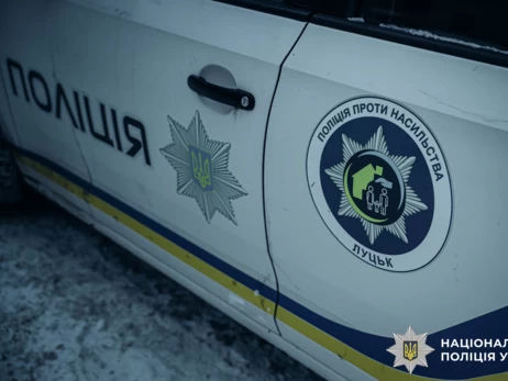 У Львові автомобіль ТЦК наїхав на жінку, яка намагалася завадити проїзду