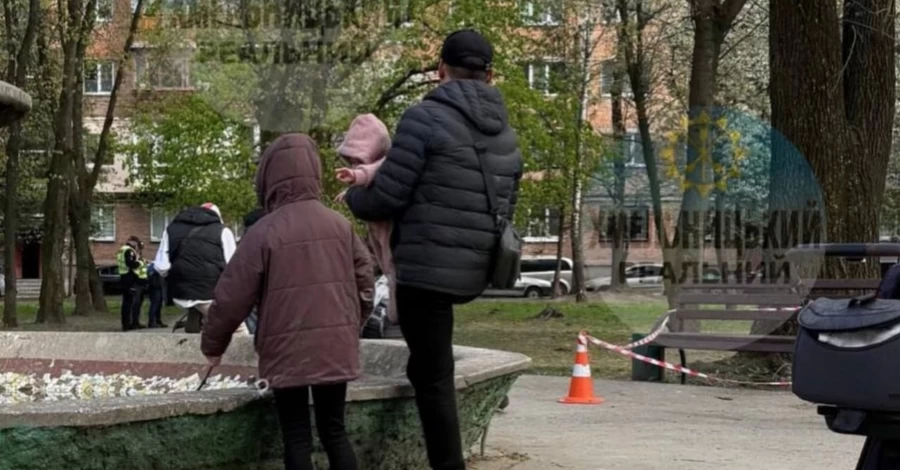 У Хмельницькому сталася стрілянина у дворі будинку - затримано військовослужбовця