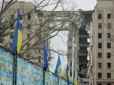 В Николаеве мужчина прыгнул с крыши разрушенной ОВА - полиция выясняет обстоятельства  