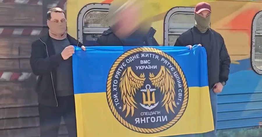 ВМС евакуювали українського розвідника з окупованої території, за яким стежила ФСБ