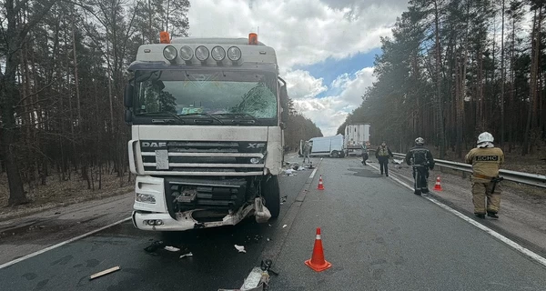 На Київщині сталася масштабна ДТП за участі шести авто - є постраждалі