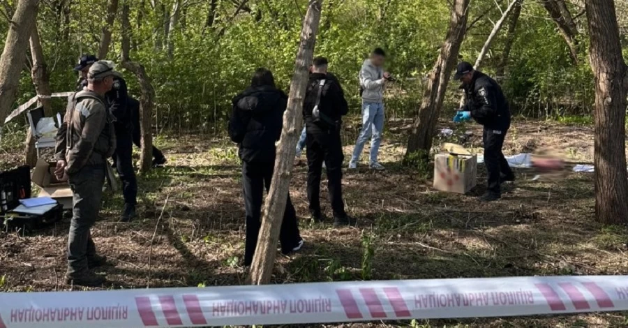 Во львовском парке нашли мертвого младенца