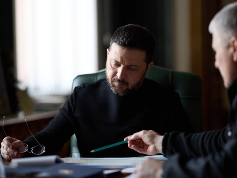 Зеленский анонсировал санкции из-за прибытия в Израиль судов с украденным зерном