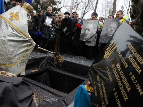Від Роксолани до Бандери: чи повернуться останки українців на батьківщину та де зведуть Пантеон