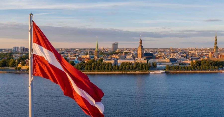 Латвия будет отбирать вид на жительство за систематические административные правонарушения