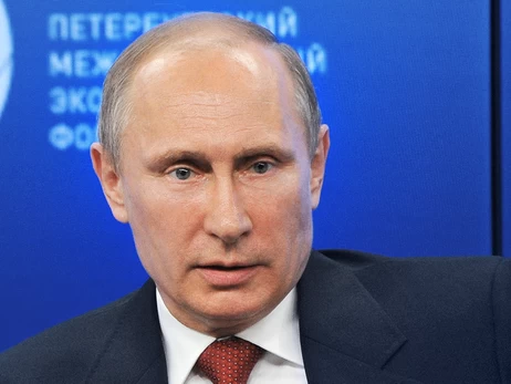 Путин в телефонном разговоре с Трампом предложил объявить перемирие с Украиной на День победы 