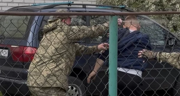 На Волыни военные ТЦК пытались мобилизовать мужчину, разбив ему голову
