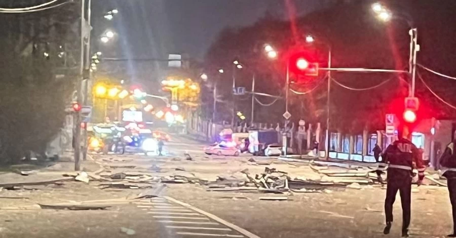 Вночі дрони атакували Москву - вибухи пролунали всього в 6 кілометрах від Кремля