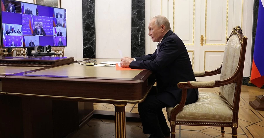 Путин в состоянии паранойи: разведка ЕС заявила о страхе переворота и расколе среди силовиков