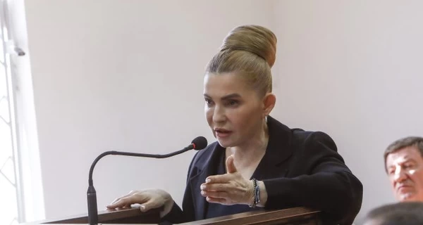ВАКС продовжив Тимошенко процесуальні обов'язки, але дозволив їздити за кордон 