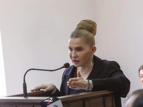ВАКС продовжив Тимошенко процесуальні обов'язки, але дозволив їздити за кордон 