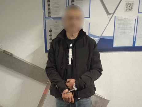 У Львові озброєний чоловік взяв у заручниці дівчинку, намагаючись 