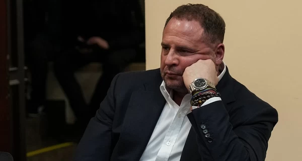 Адвокат сплатив Єрмаку покращену камеру в СІЗО, але не знає точно, де він