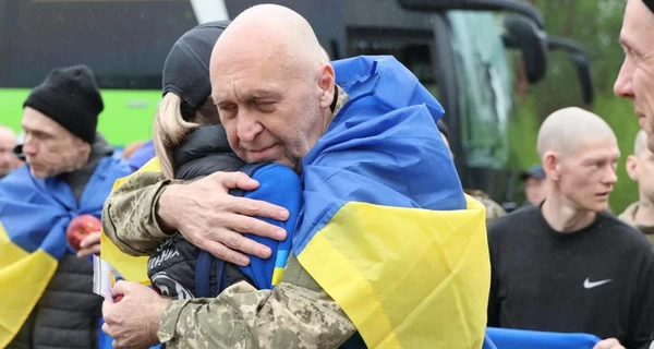 Среди вернувшихся из плена – муж писательницы из Мариуполя Оксаны Стоминой