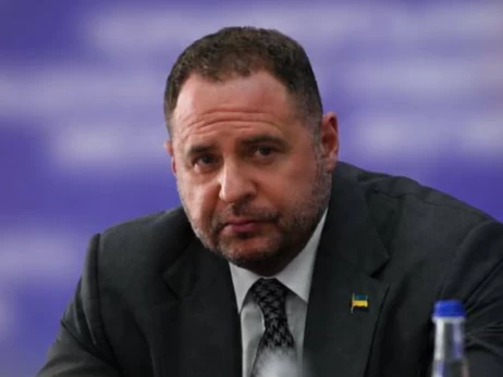 Ермак поблагодарил за внесенный залог и заявил, что не планирует покидать Украину