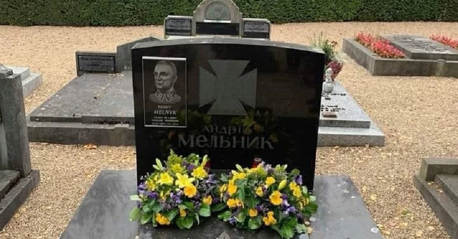 Главу ОУН Андрея Мельника перезахоронят в Украине
