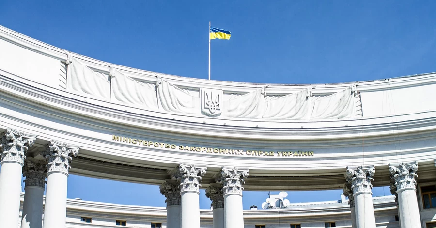Украина извинилась перед Эстонией и другим странами Балтии за 