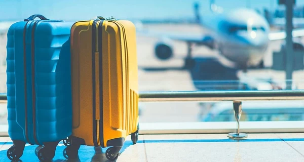 Трудовая миграция в Украине – в прошлом году выдали 9574 разрешений, однако это лишь 43,9% довоенного уровня