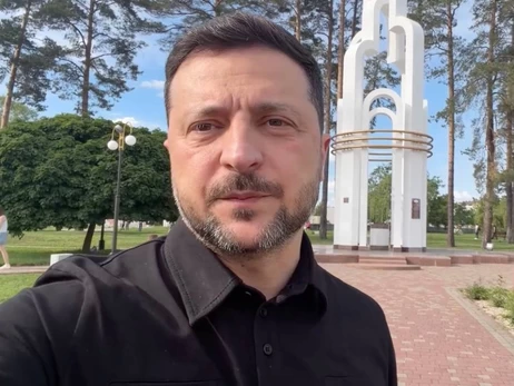 Зеленський відвідав Славутич та обговорив зміцнення кордону з боку Білорусі 