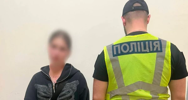 В Киеве 18-летняя девушка ударила бутылкой военного после замечания – ее задержала полиция