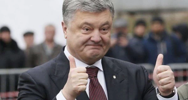 Порошенко создал тыловой батальон, куда фиктивно оформил полсотни подчиненных – ветеран