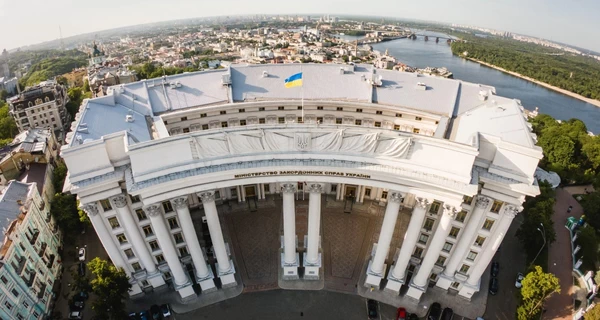 Росіяни атакували у Києві будівлі МЗС, Мін'юсту та резиденцію посла Албанії