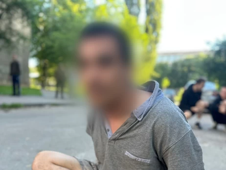 У Києві затримали чоловіка, який пограбував офіс після ракетного обстрілу  