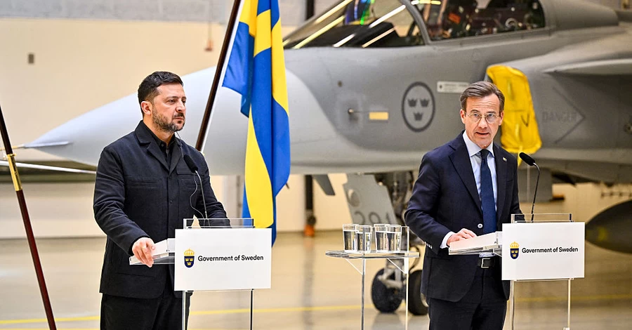 Україна отримає перші шведські винищувачі Gripen на початку 2027 року, вони допоможуть від КАБів