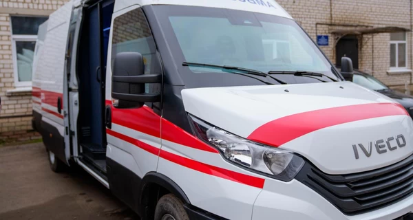Росіяни атакували цивільний транспорт на Сумщині - є жертви та поранені 
