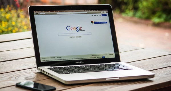 Європарламент відмовляється від технологій США - Google замінять на французький Qwant