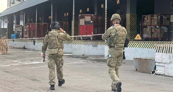 В Киеве на почтовом терминале взорвалась посылка: есть погибший и раненые