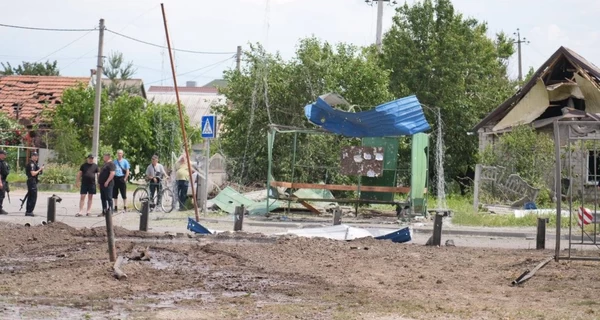 Під Запоріжжям РФ атакувала зупинку громадського транспорту, загинули троє людей