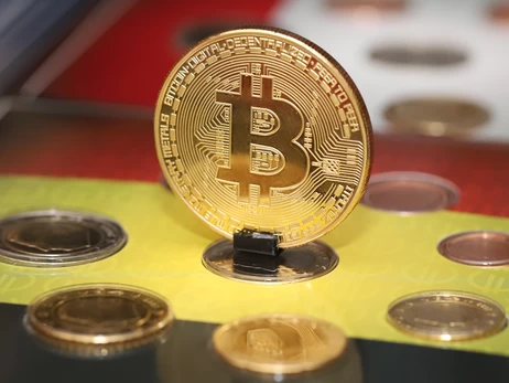Биткоин впервые за почти два года упал ниже 60 тысяч долларов
