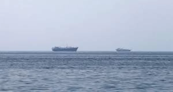 ЄС дозволив своїм військовим у Середземному морі затримувати танкери, що можуть перевозити російську нафту