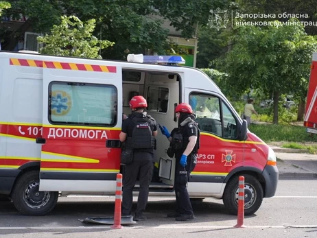 РФ повторно атаковала Запорожье - есть разрушения, число раненых в городе стремиельно растет 