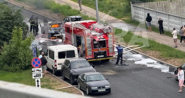 У Підмосков'ї біля будинків для військових вибухнуло авто, водій загинув