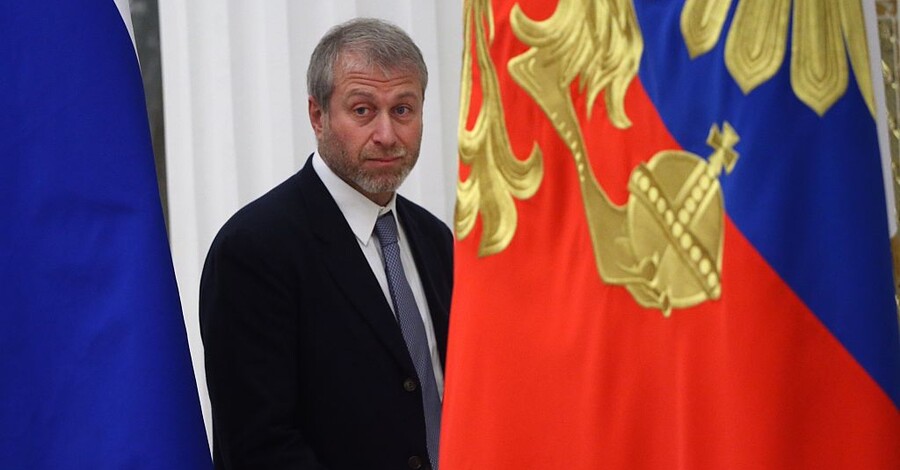 "Човниковий дипломат" Путіна: як Абрамович балансує між Києвом, Москвою та Заходом