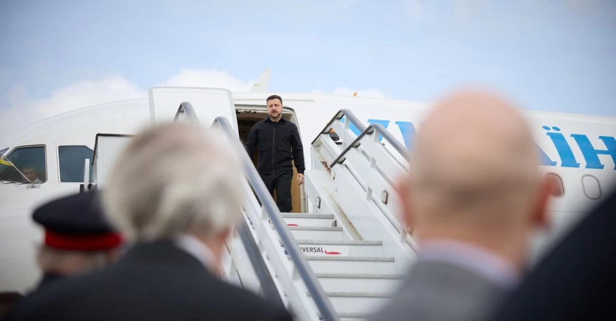 У МЗС просять не шукати підтексту в аеропортах, якими користується Зеленський