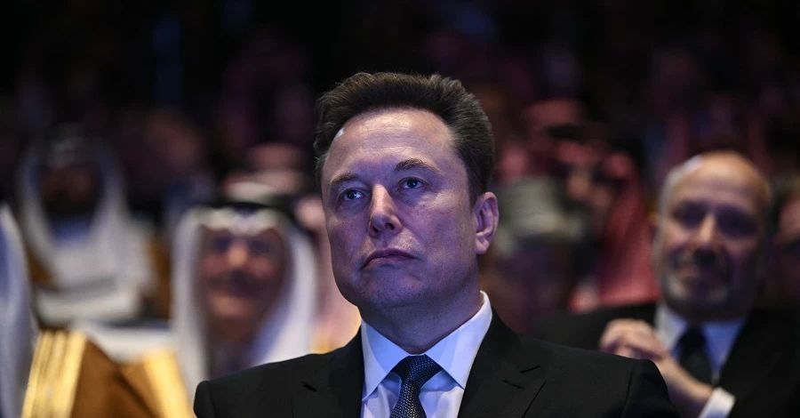 Илон Маск вывел SpaceX на биржу и стал первым в мире триллионером
