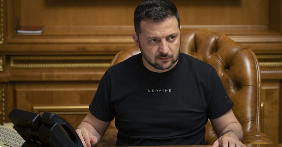 Зеленський підписав закон, який знімає захист із російської мови