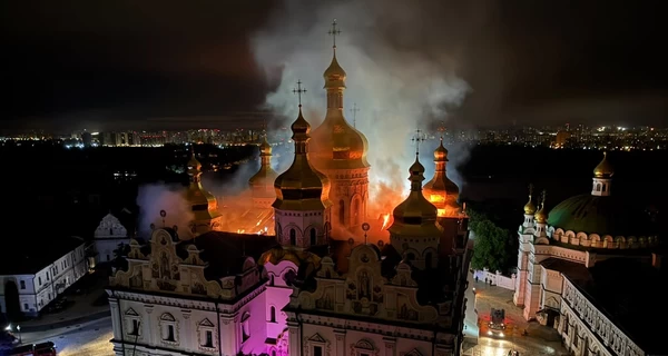 В Киево-Печерской лавре опубликовали видео первых секунд атаки РФ по Успенскому собору