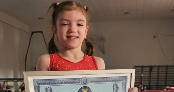6-летняя гимнастка со Львова установила новый мировой рекорд