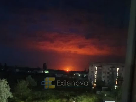 В Крыму прогремела серия взрывов - горят Таврическая ТЭС и энергообъекты