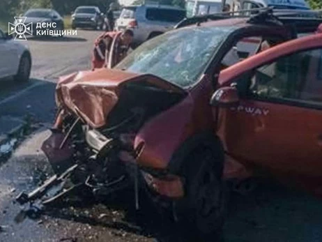 На Київщині сталася ДТП з загорянням авто - 4 загиблих і 3 постраждалих