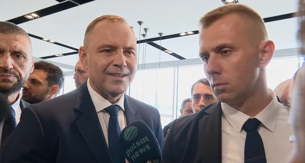 Навроцкий опроверг, что лишил Зеленского ордена из-за предстоящих выборов
